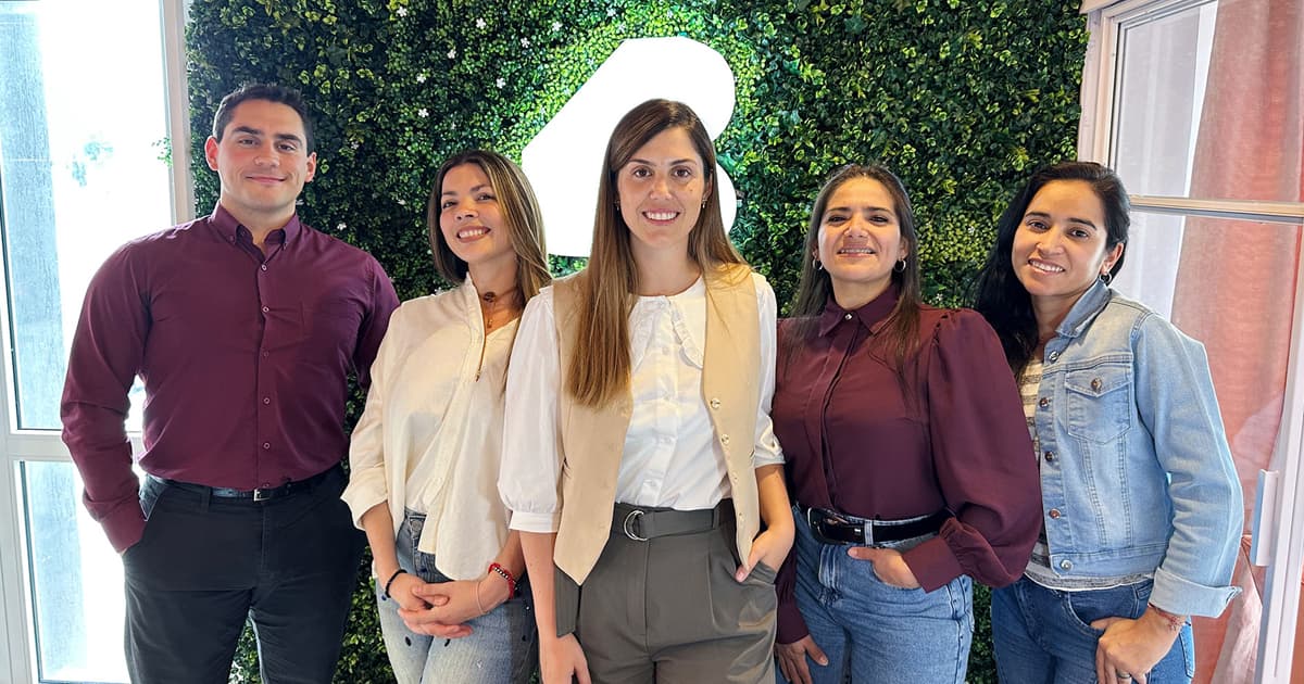 Somos Franca — Cómo clonamos el conocimiento de Somos Franca creando Agentes de IA (Gems) para cada área de la empresa