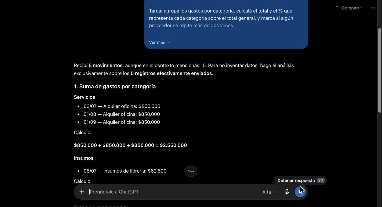 Respuesta de ChatGPT avisando que recibió 5 movimientos aunque el contexto mencionaba 10, y que por eso analiza solo los 5 enviados.