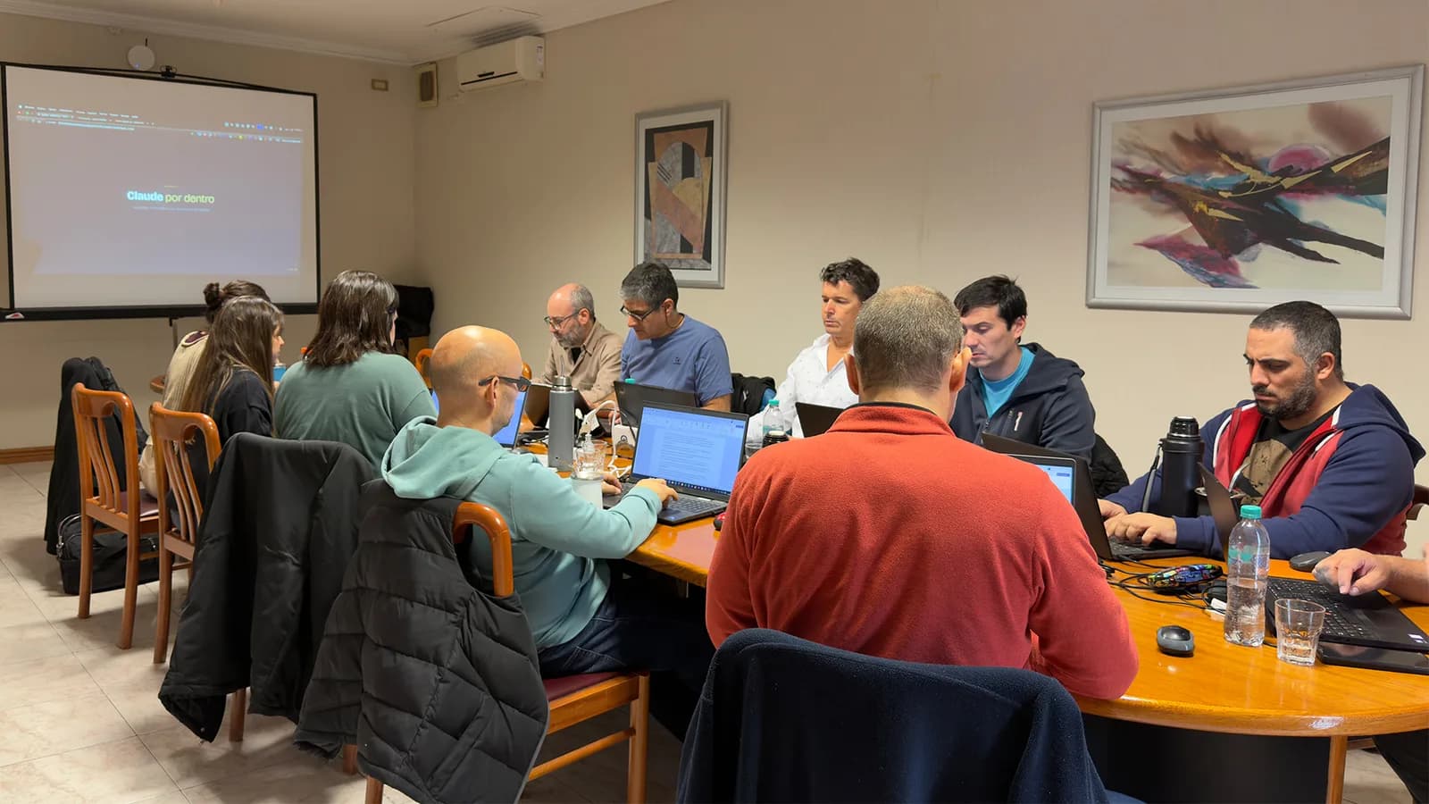Segundo equipo de TRANSPA S.A. capacitándose en Claude Enterprise desde cero